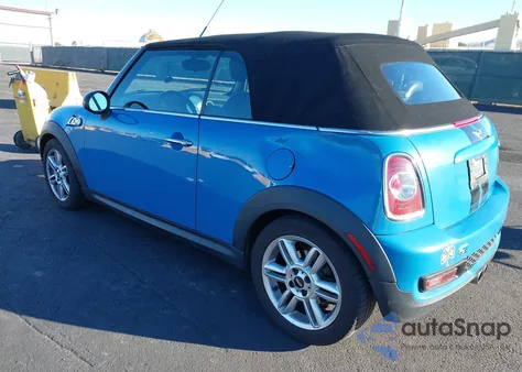 2013 Mini Convertible Cooper S из США, поврежденный, VIN WMWZP3C56DT705768